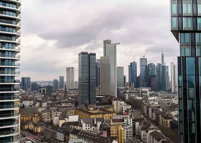 Skyline Blick Frankfurt - Nahe Messe